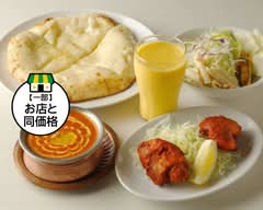 🍛ほうれん草チキンカレーが大人気🍗 アジアンレストラン・チョウタリ丸の内店