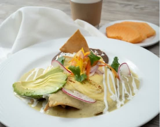 Chilaquiles suizos
