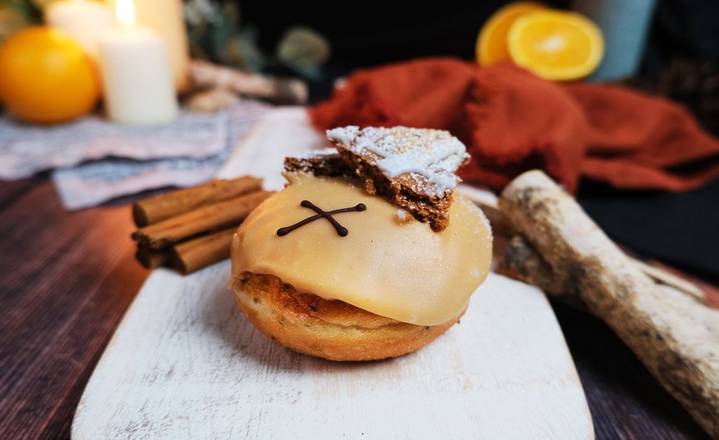 Vegan Speculoos Christmas Dough Bite