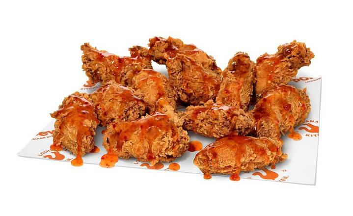 12 Hot Honey  Saucin' Wings