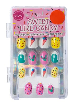 Pretty Woman Kid's Press On Nails Set 24-Count Sweet Like Candy