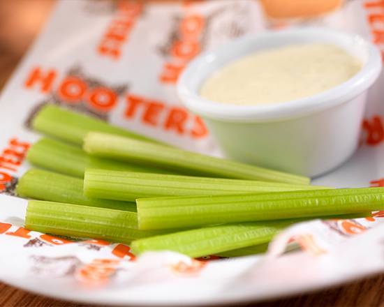 Céleri avec Vinaigrette Ranch / Celery with Ranch Dressing