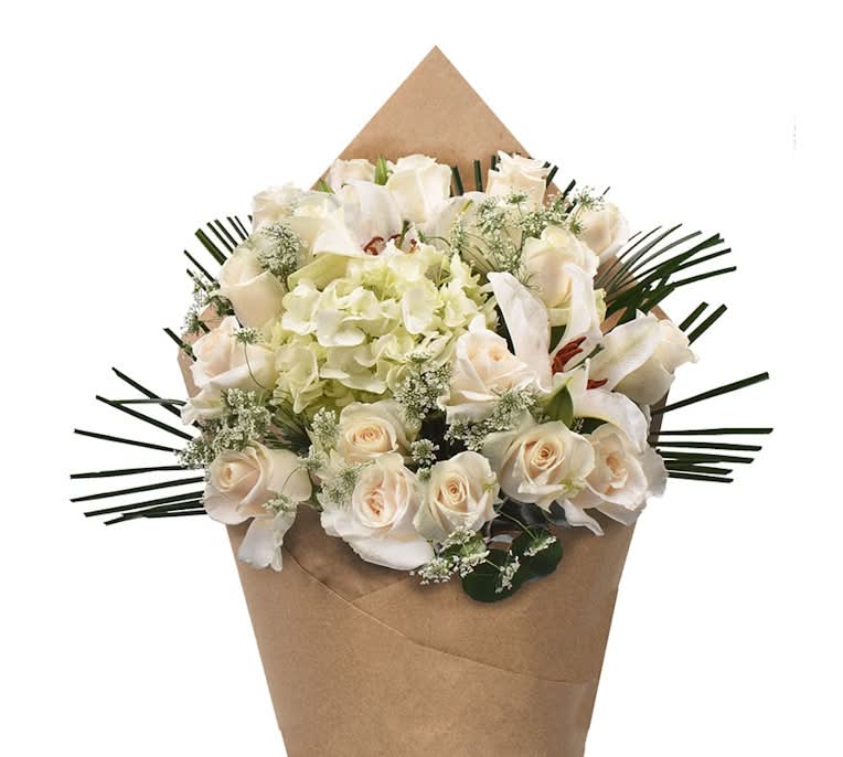 Bloom Haus™ Lovely Rose Bouquet - White