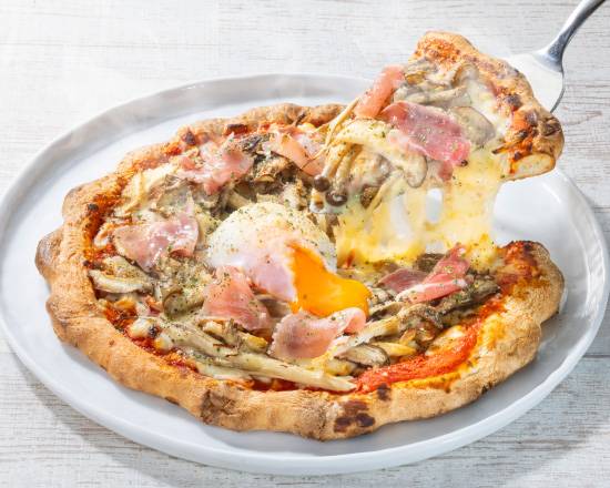 新生★極み！3�種きのこと炙り生ハムのピザ Seared Dry-cured Ham and 3 kinds of Mushroom Pizza