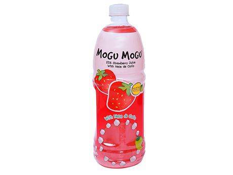 Mogu Mogu Strawberry Flavoured Drink (1 L)