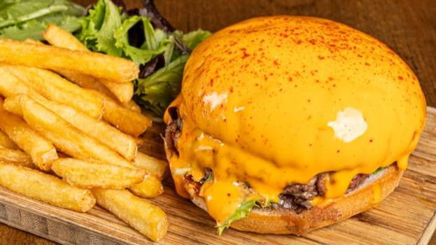 Spicy Burger Simple Steak