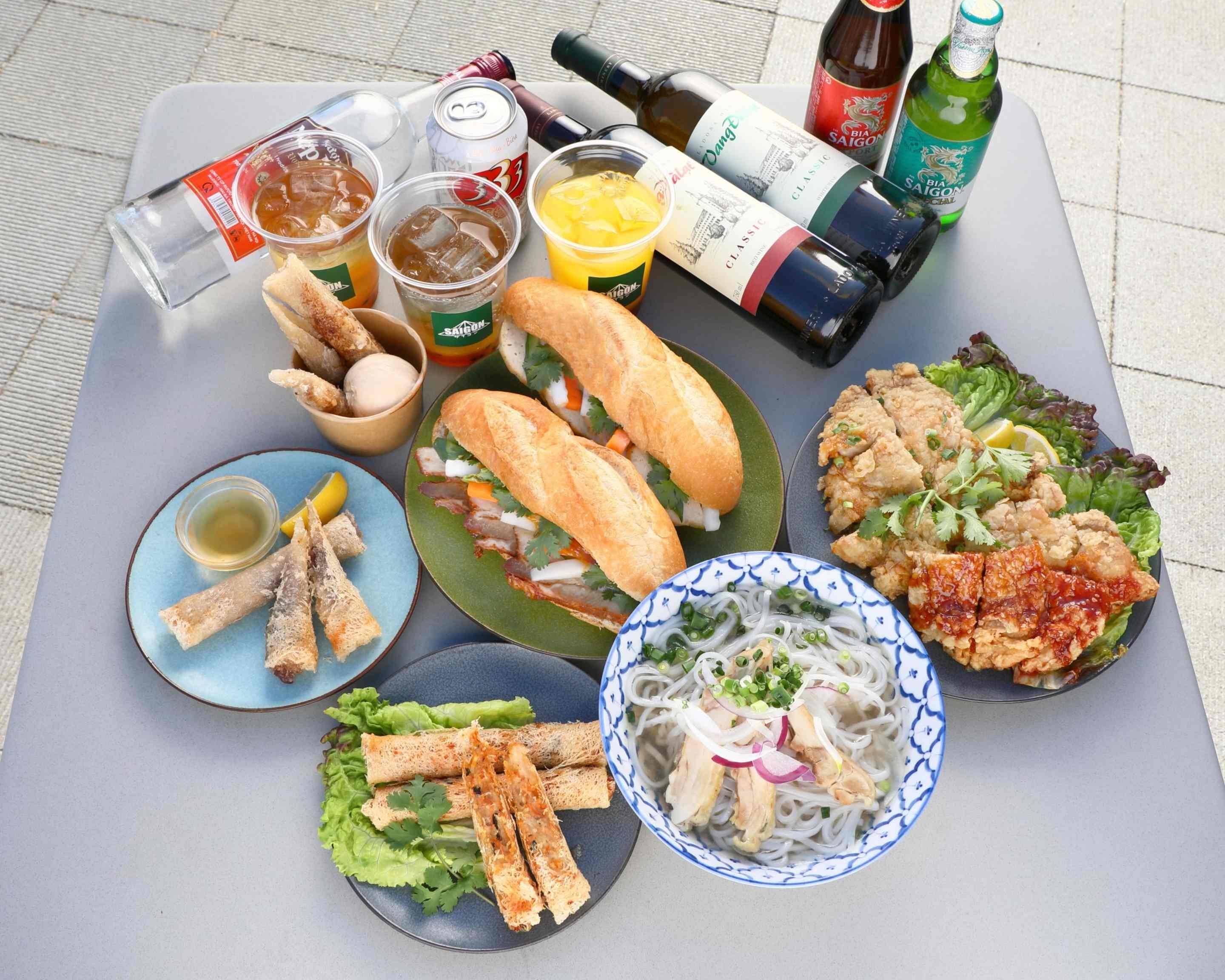 バインミー🥪＆フライドチキンライス🍗】サイゴンカフェ@IKE•SUNPARKの