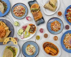 Tacos El Prieto & Mariscos Beto (Downtown)
