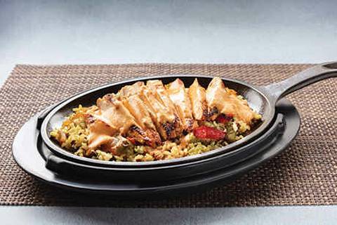 BUTTER CHICKEN SIZZLIN' SKILLET