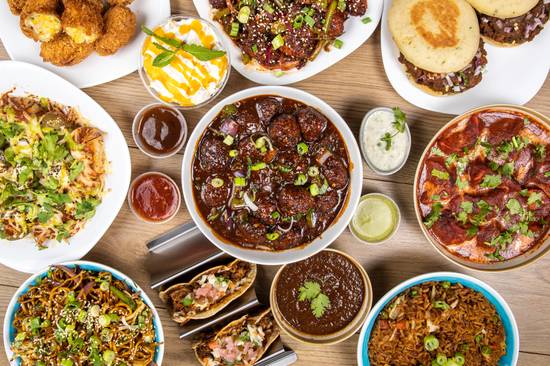 Momo Mania (545 Keele St)