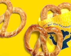 Wetzel's Pretzels (100 Broadway Plaza)