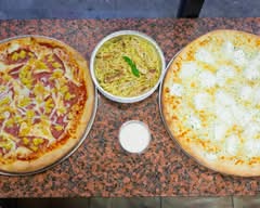 Delicious Curry Pizza