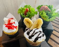 クレープショップモグモグ 市役所前店