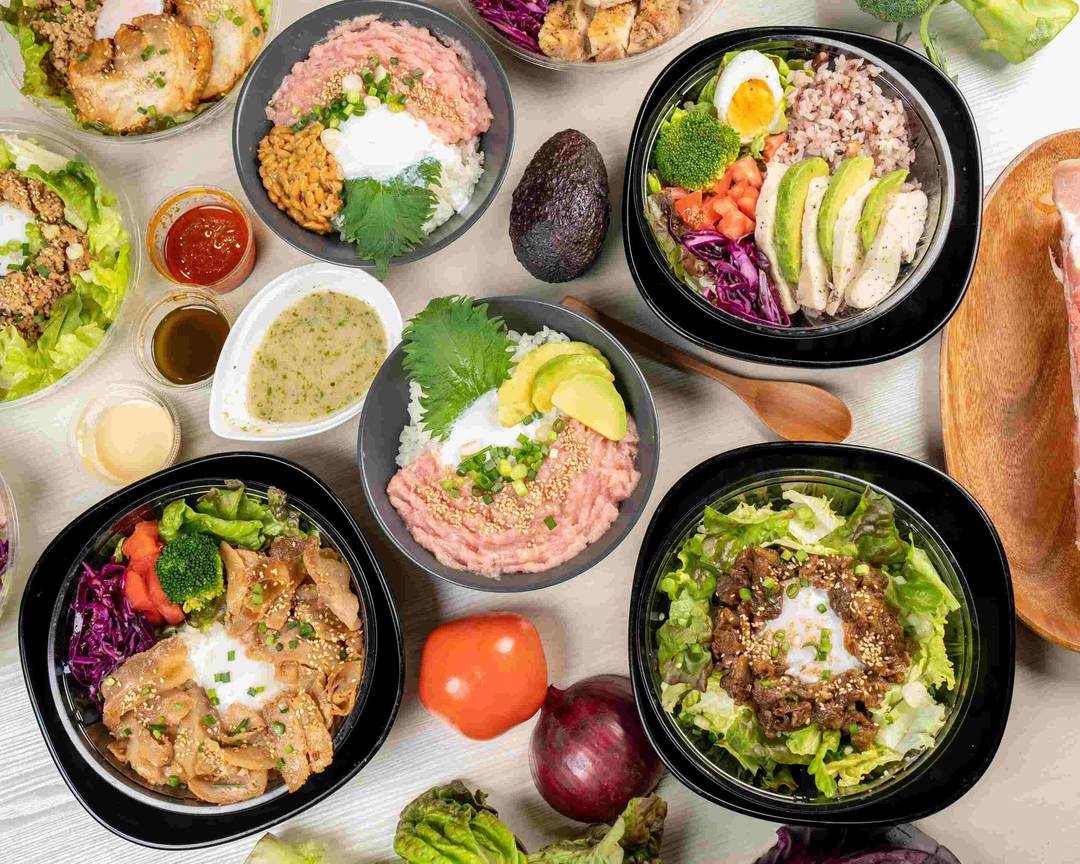 【お肉で?海鮮で? 】Saladボウルカフェ姫路駅前店の出前・宅配・テイクアウトメニュー ウーバーイーツ