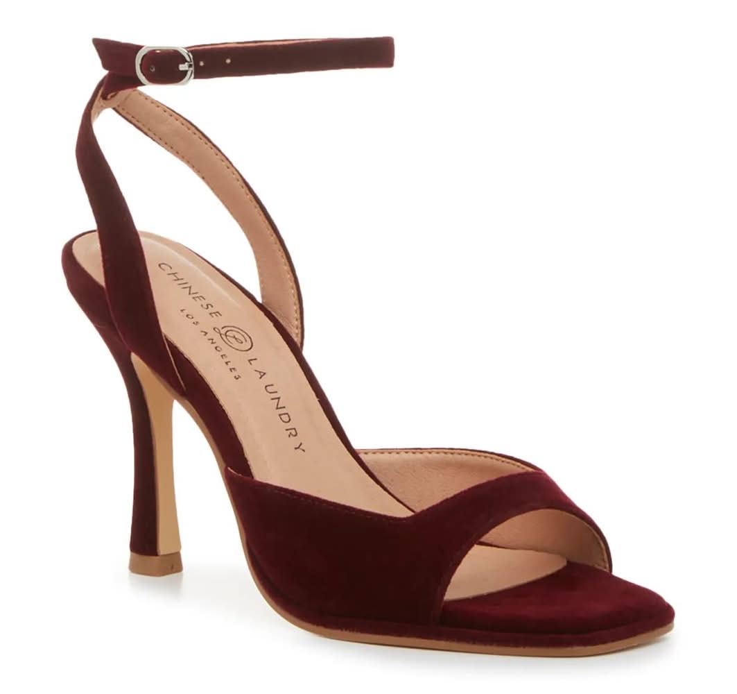 Chinese Laundry Lena Sandal (Wine Burgundy Medium - 9.5)