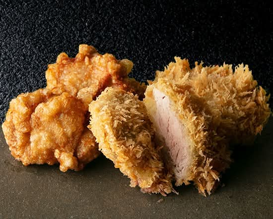 夢の共演！熟成ヒレかつ2枚＆鶏の唐揚げ2個弁当 Dream Duo! Aged Pork Fillet Tonkatsu (2pc) & Fried Chicken (2pc) Bento