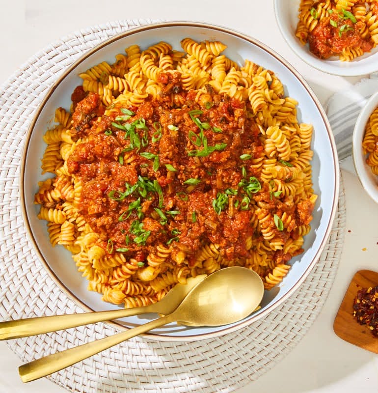 CATERING BOLOGNESE FUSILLI