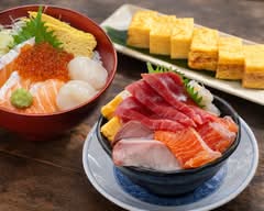 【毎朝仕入れ、豊洲市場直送！本格海鮮丼】立川泉町すしわさび　Tachikawa-Izumicho SushiWasabi
