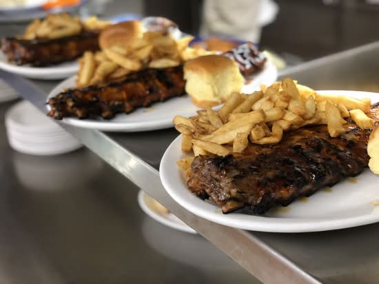 Haugen's Chicken & Ribs Barbeque (13801 Ontario 12)