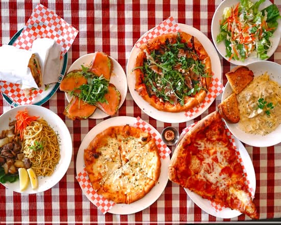 FV Pizza D'Z (10585 Slater Ave)