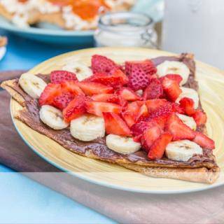 Clasica Nutella con Plátano y Fresas