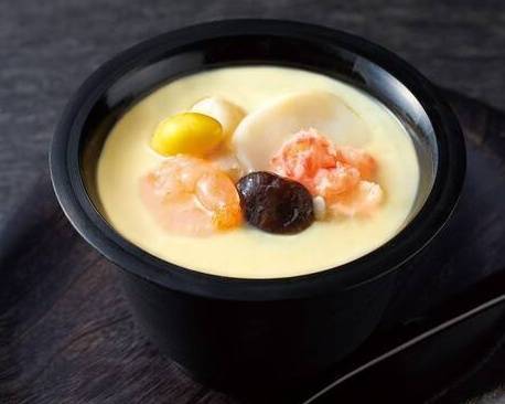 海鮮茶碗蒸し【 V900 】 Steamed Egg Custard(Seafood)
