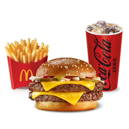McTrío Cuarto de Libra Doble mediano