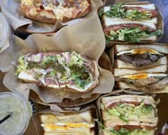 バンクサンド  イッチ三田聖坂店 BUNK SANDWICHES MITA HIJIRIZAKA