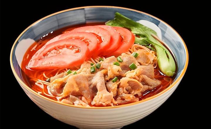 Tomato Soup Noodle W/ Beef 蕃茄肥牛面