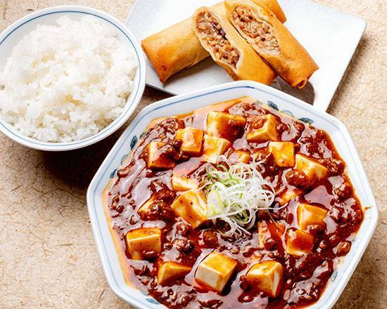 麻婆��豆腐定食 肉春巻きセット Mapo Tofu Set Meal + Meat Spring Roll