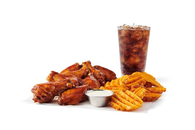 8 Traditional Wing Combo