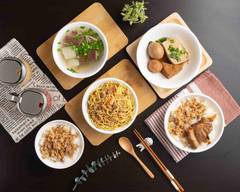 四季早餐炒麵丨爌肉飯丨魯肉飯