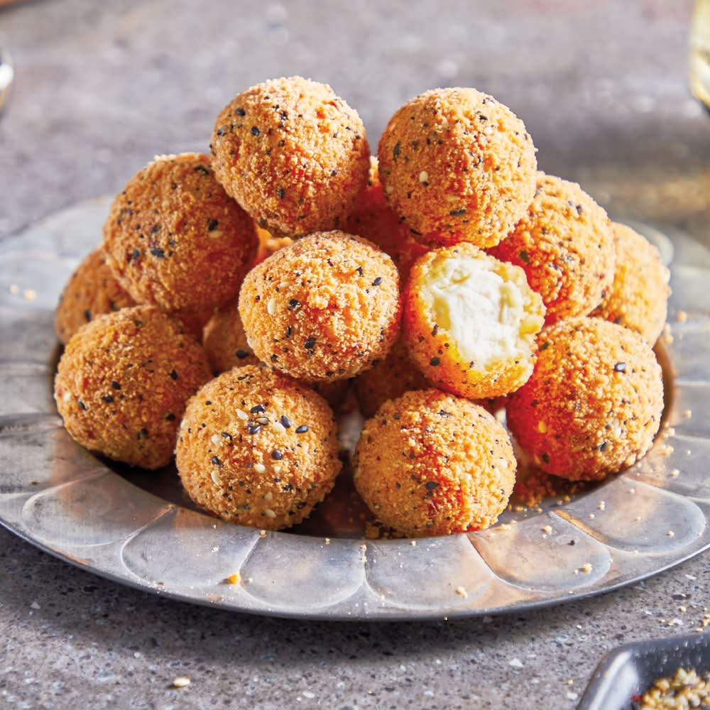 M&M Food Market Crispy Everything Cream Cheese Bites (280 g)