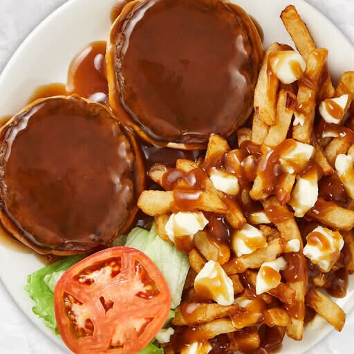 Hamburger steak avec poutine / Hamburger steak with poutine