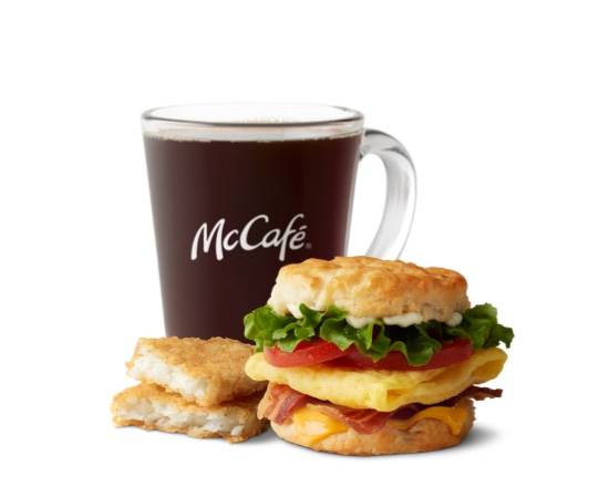 Bacon Deluxe Egg Biscuit Meal