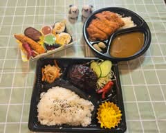 昼カフェ。夜おうちごはん。erika HIRUCAFE YORUOUCHIGOHAN. erika