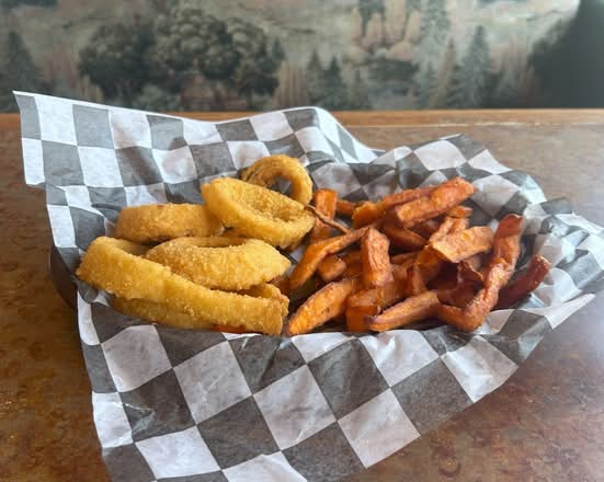 Sweet Potato Fries & Onion Rings