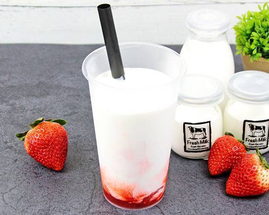 いちごミルクシェイク Strawberry Milk Shake