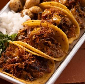Tacos chicharnitas