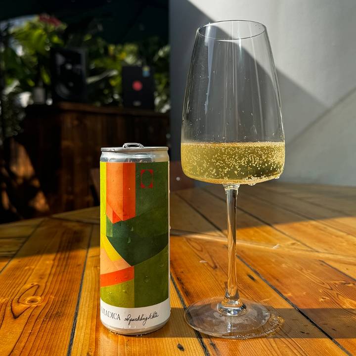 Nomadica Geometric Sparkling White, 250 mL Canned Sparkling Wine (13% ABV)