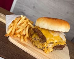 BURGER SHOP ヒビキ