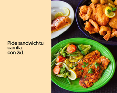 Fummy eating (Quito)