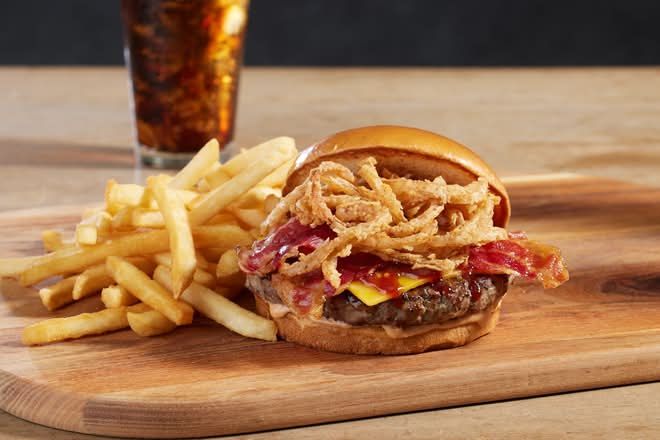 BJ's Smokehouse Burger*