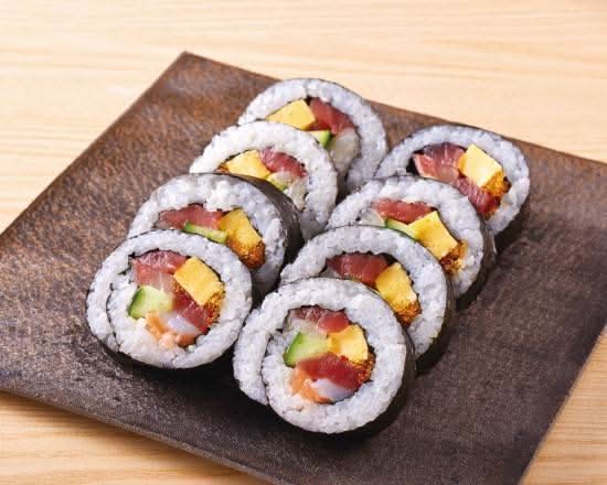 海鮮巻 【 V2920 】Seafood Thick Sushi Roll