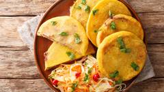 Paz's Pupusa Pantry (4 Manorhaven Blvd # 4B)