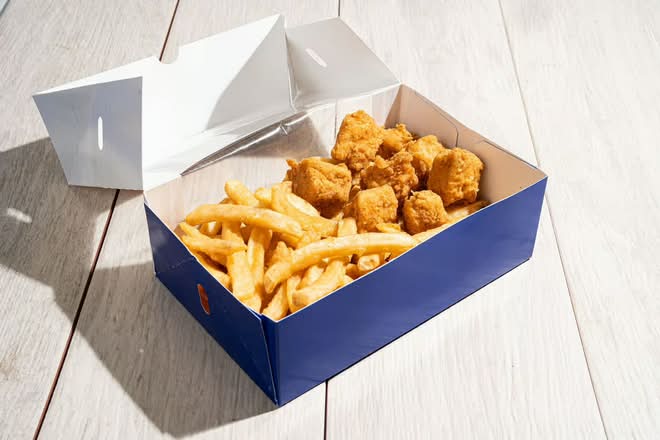 Legendary Chicken Nuggets (8 Piece w Fries) | Postmates
