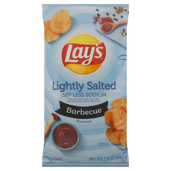 Lay's Flavored Potato Chips (lightly salted-barbecue )