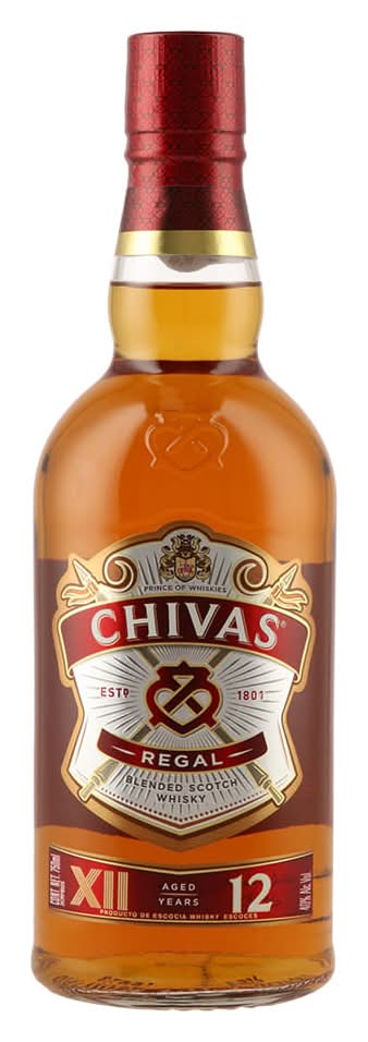 Chivas Regal · Blended scotch whisky 12 años (750 ml)