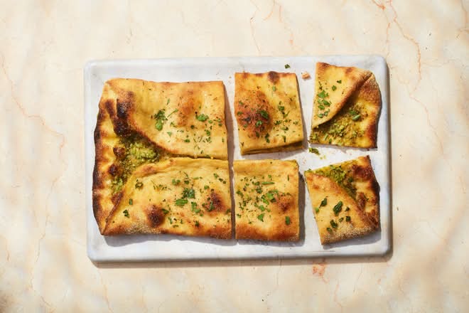 Pesto Garlic Bread