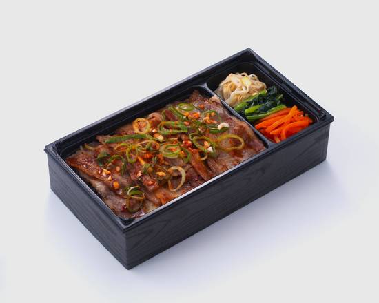 ガツンとした旨さ！  スタミナガーリックカルビ弁当 お肉 1.5倍　Garlic Kalbi (grilled beef) Bento x 1.5